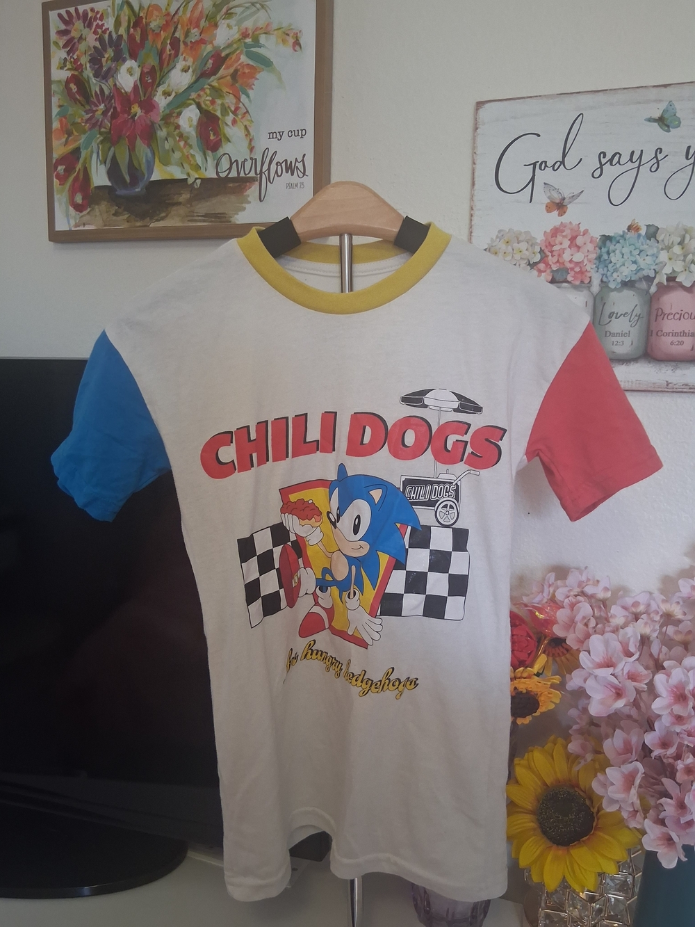 Sonic 'Chili Dogs' Short Sleeve Tee - White with Red & Blue Accents